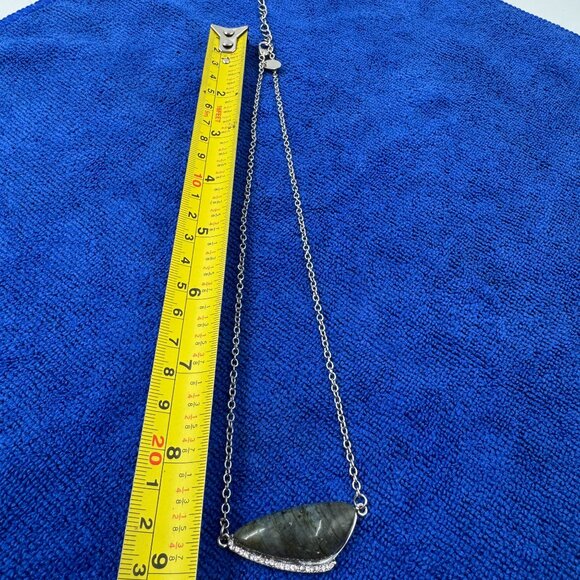 Silver Toned Chain Necklace W/Labradorite Pendant & Rhinestone Accent Chic - Picture 2 of 11